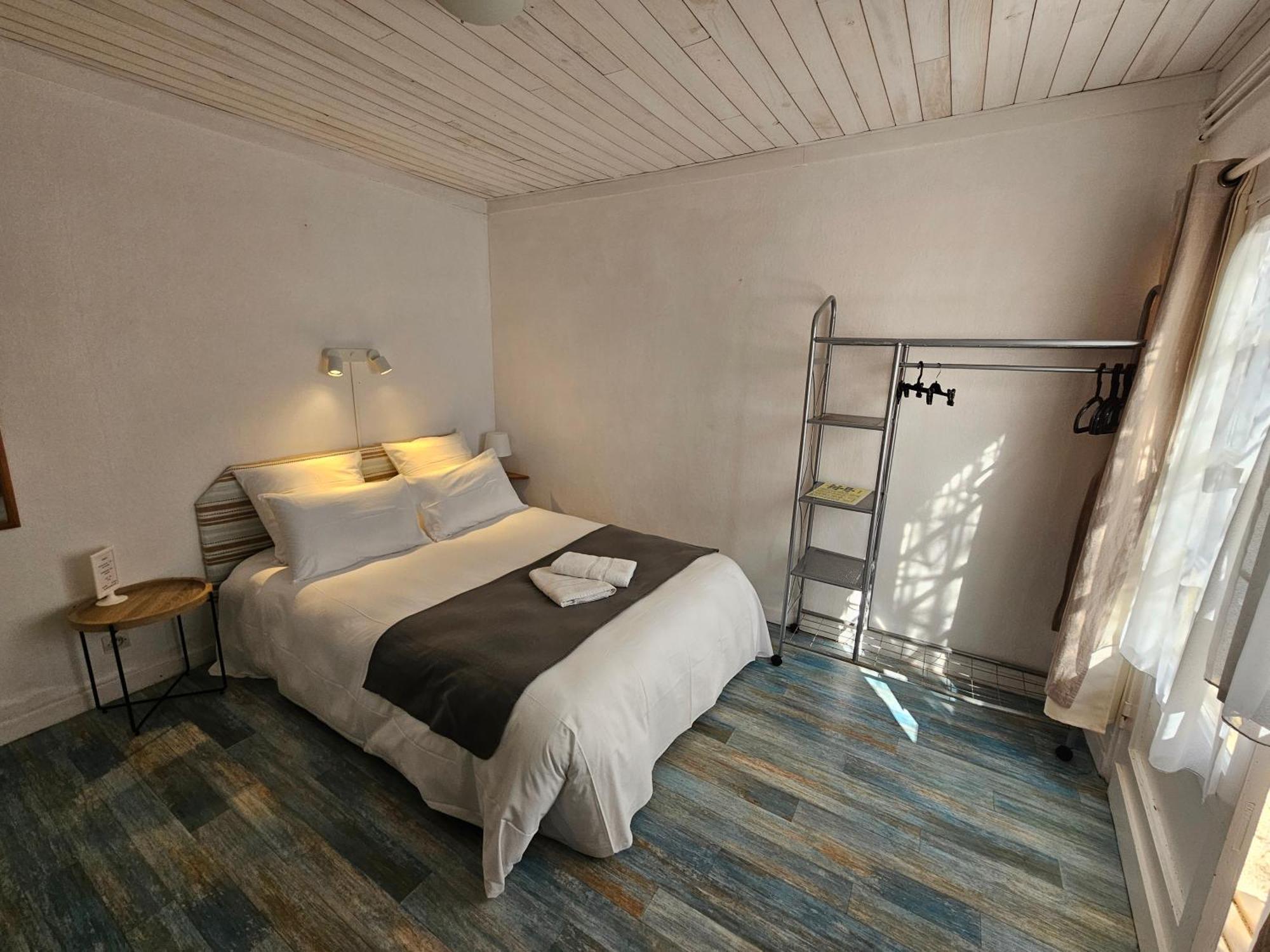 Hotel Au Bon Landais Biscarrosse-Plage Exterior photo